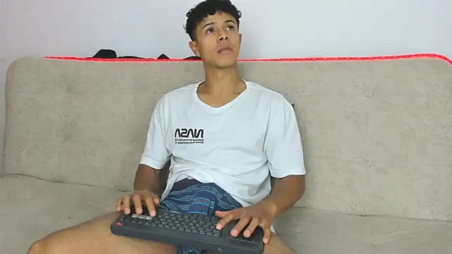  Alex Colton online show from 15, 4, 2026