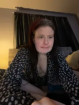 Snapshot of JulietteLatte chatting on 1, 2, 2026 JulietteLatte online show from 1, 2, 2026