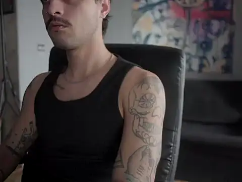 Snapshot of favdealer chatting on 7, 2, 2026 favdealer online show from 7, 2, 2026