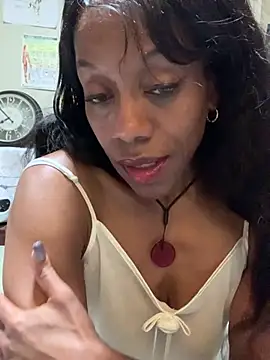 NatalieGainer goodies online show from 17, 4, 2026