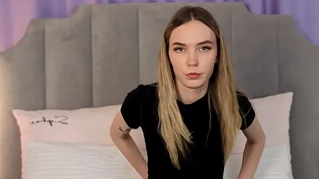 NikkiRyx online show from 17, 5, 2026