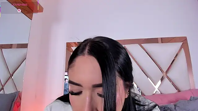 Snapshot of Niky_Vega chatting on 24, 6, 2026 Niky Vega online show from 24, 6, 2026