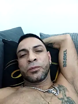 yoahotpetrafiery online show from 1, 2, 2026