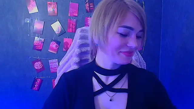 CuttieEmma online show from 7, 3, 2026