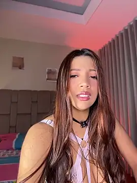 Snapshot of Pushaina__1 chatting on 9, 6, 2026 Pushaina 1 online show from 9, 6, 2026