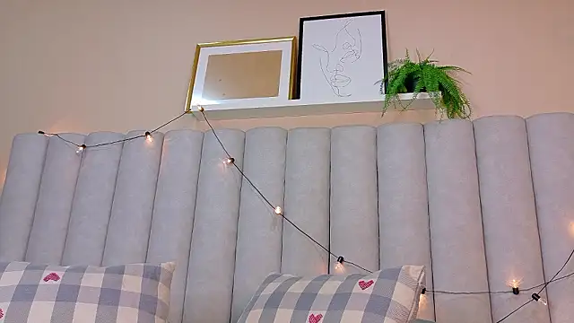 EmmaLou   online show from 12, 2, 2026