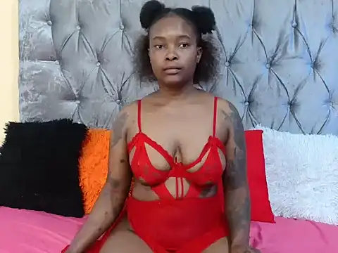 Snapshot of Lavendaxxx chatting on 6, 2, 2026 Lavendaxxx online show from 6, 2, 2026