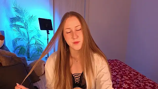 CassieReborn online show from 2, 2, 2026