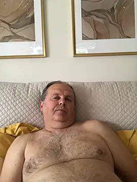 Snapshot of YachtCaptain10 chatting on 9, 2, 2026 YachtCaptain10 online show from 9, 2, 2026