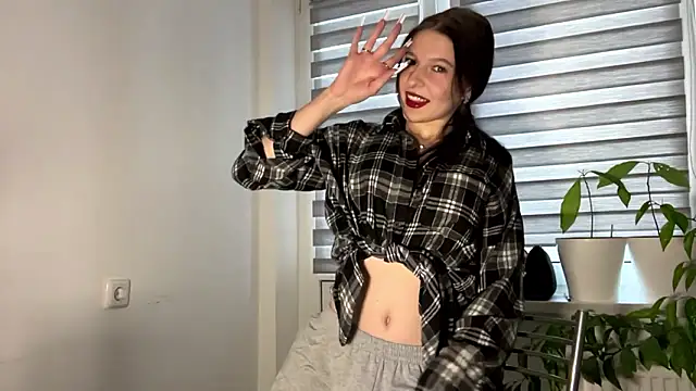 Snapshot of Sarahsolara chatting on 18, 2, 2026 Sarahsolara online show from 18, 2, 2026