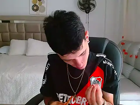 Snapshot of eroboyxox chatting on 18, 2, 2026 eroboyxox online show from 18, 2, 2026