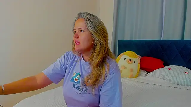 LilyBel online show from 4, 6, 2026