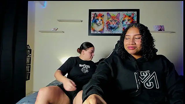 Snapshot of meredit_cris23 chatting on 13, 2, 2026 meredit cris23 online show from 13, 2, 2026