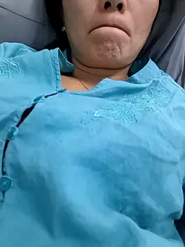 Snapshot of Baby-loveass69 chatting on 1, 2, 2026 Baby-loveass69 online show from 1, 2, 2026