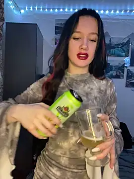 Carolina G0lden online show from 14, 4, 2026