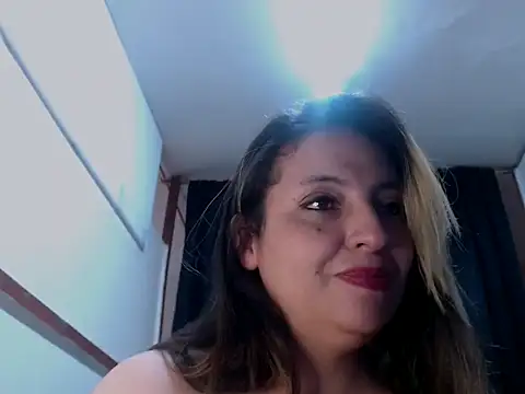 KENDRA-HONEY online show from 6, 3, 2026