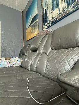 Paige love online show from 15, 7, 2026