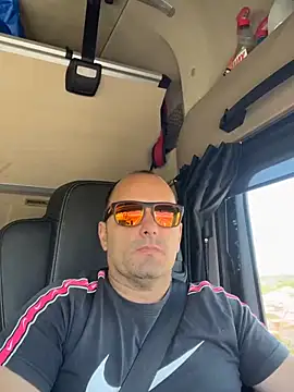kipsy0 online show from 9, 6, 2026
