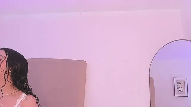 im tiffany  online show from 7, 2, 2026