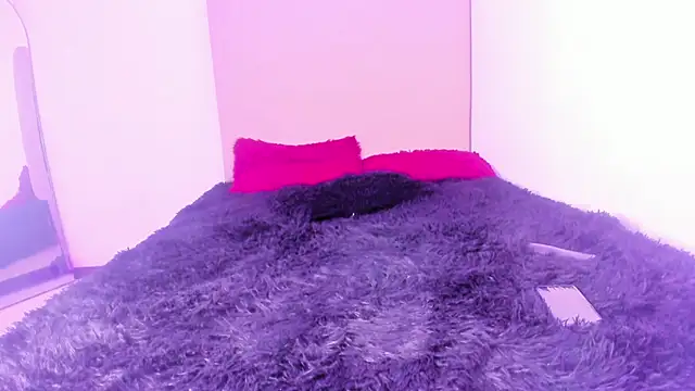 im tiffany  online show from 20, 2, 2026