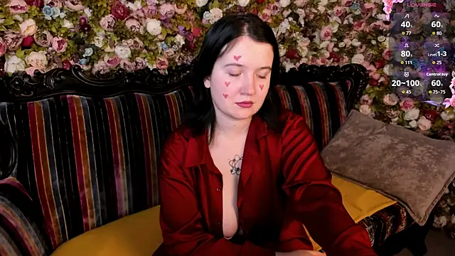 Snapshot of MollySoShy chatting on 13, 2, 2026 MollySoShy online show from 13, 2, 2026