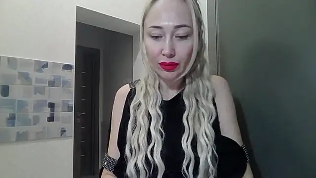 Snapshot of NanaGold2992 chatting on 2, 3, 2026 NanaGold2992 online show from 2, 3, 2026