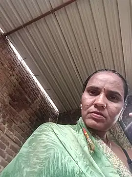 Snapshot of Muskan44s chatting on 5, 8, 2026 Muskan44s online show from 5, 8, 2026