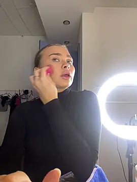 MonicaWestt online show from 29, 3, 2026