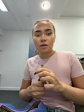 Snapshot of MonicaWestt chatting on 30, 6, 2026 MonicaWestt online show from 30, 6, 2026