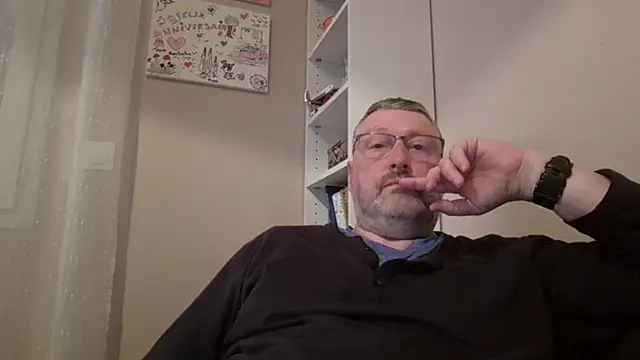 doudou310 online show from 10, 3, 2026