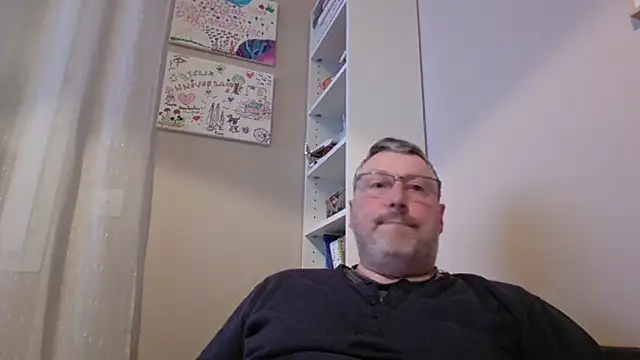 doudou310 online show from 31, 3, 2026