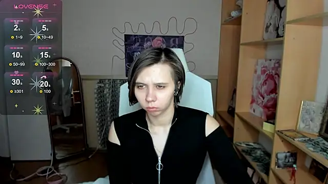 Scarlet Sirenn online show from 24, 2, 2026