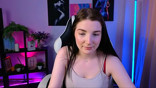 AliceChanel online show from 10, 4, 2026