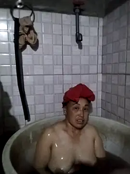 Snapshot of Tina-beo chatting on 1, 2, 2026 Tina-beo online show from 1, 2, 2026