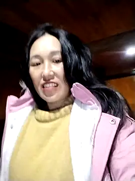 Snapshot of Tina-beo chatting on 2, 2, 2026 Tina-beo online show from 2, 2, 2026