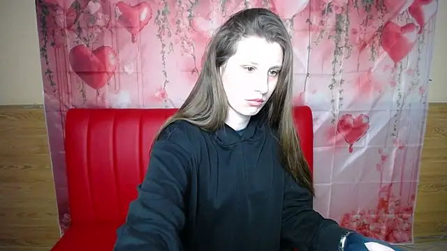 LilianaShine online show from 4, 2, 2026