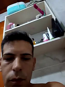 AmorSobra online show from 19, 2, 2026