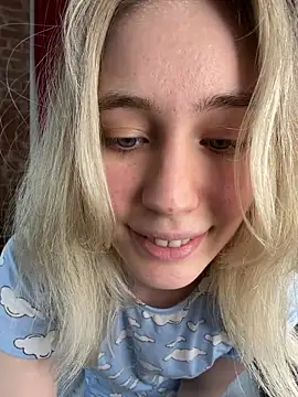 LovelyMiu online show from 12, 2, 2026