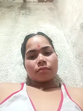 Sunali Bendre online show from 18, 4, 2026