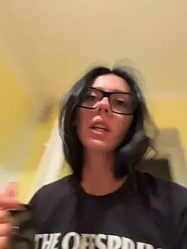 Snapshot of alibi_room chatting on 25, 7, 2026 alibi room online show from 25, 7, 2026