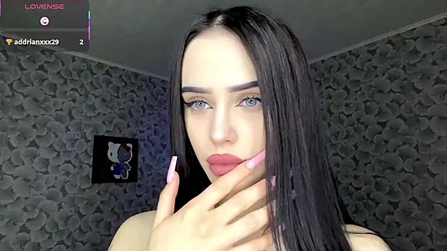 IeshaOsorio online show from 7, 4, 2026