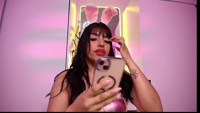 NaomiAmazing01 online show from 1, 4, 2026