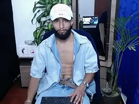 Snapshot of _noahdiaz chatting on 17, 2, 2026 noahdiaz online show from 17, 2, 2026