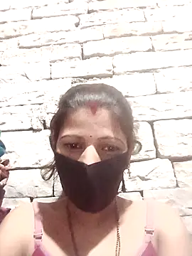 Snapshot of Divya-11431 chatting on 2, 3, 2026 Divya-11431 online show from 2, 3, 2026