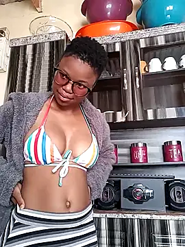 Sexylionessxx27 online show from 4, 2, 2026