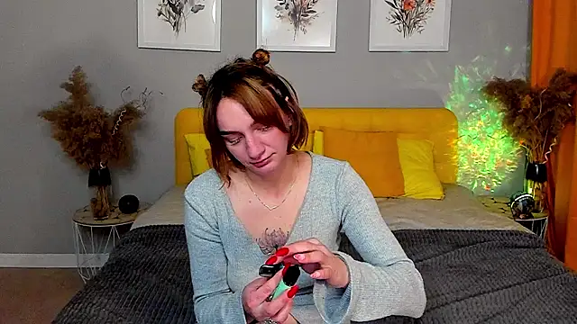 PollyRoseX online show from 4, 3, 2026