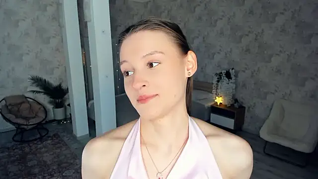 LianneBynon online show from 11, 3, 2026