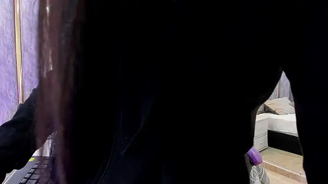 Snapshot of KeniaVelvet_ chatting on 4, 2, 2026 KeniaVelvet online show from 4, 2, 2026