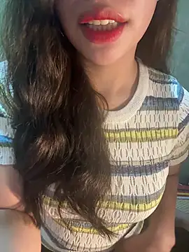 QuynhAnh 2k1 online show from 11, 2, 2026