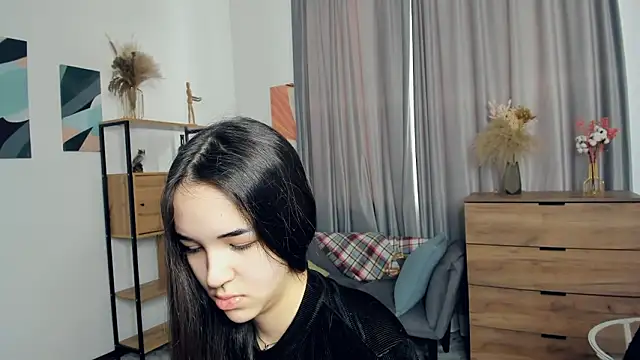 Snapshot of AvantgardAlone chatting on 10, 2, 2026 AvantgardAlone online show from 10, 2, 2026